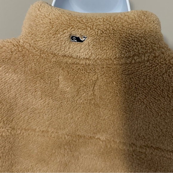 Vineyard Vines Sherpa 1/2 zip - Picture 4 of 6
